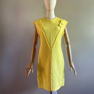 Stunning Yellow Sleeveless Dress